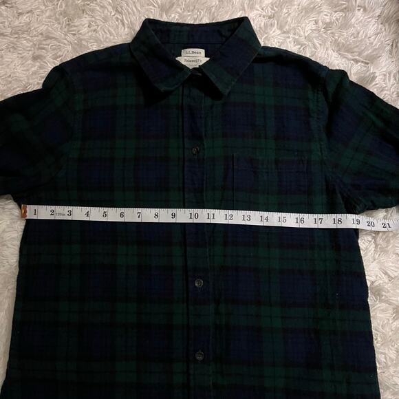 L.L.Bean 100% Cotton Navy Blue and Green Relaxed Fit Flannel Size S - Picture 7 of 7